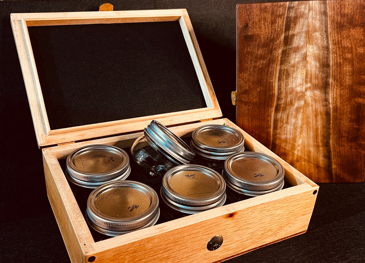 The Tobacco Pantry™ – Benchmark Humidors